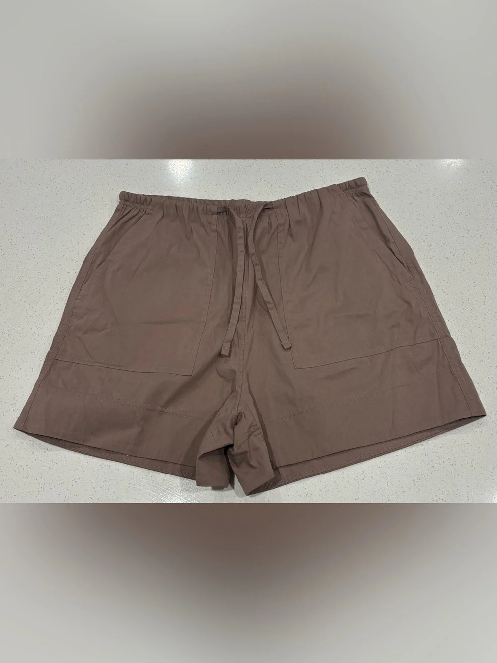lululemon athletica Poplin High-Rise Short 4”